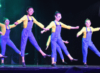 21. Happy Minions 04.jpg